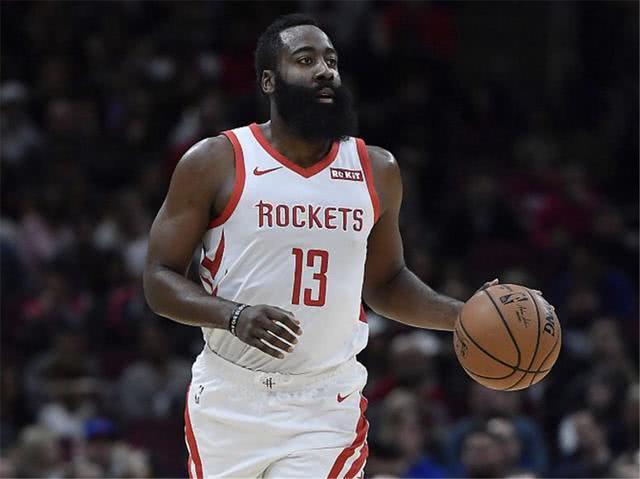 包含北京首钢发布备战花絮，加时末段状态回暖，英超任务艰巨，心理建设被强调的词条